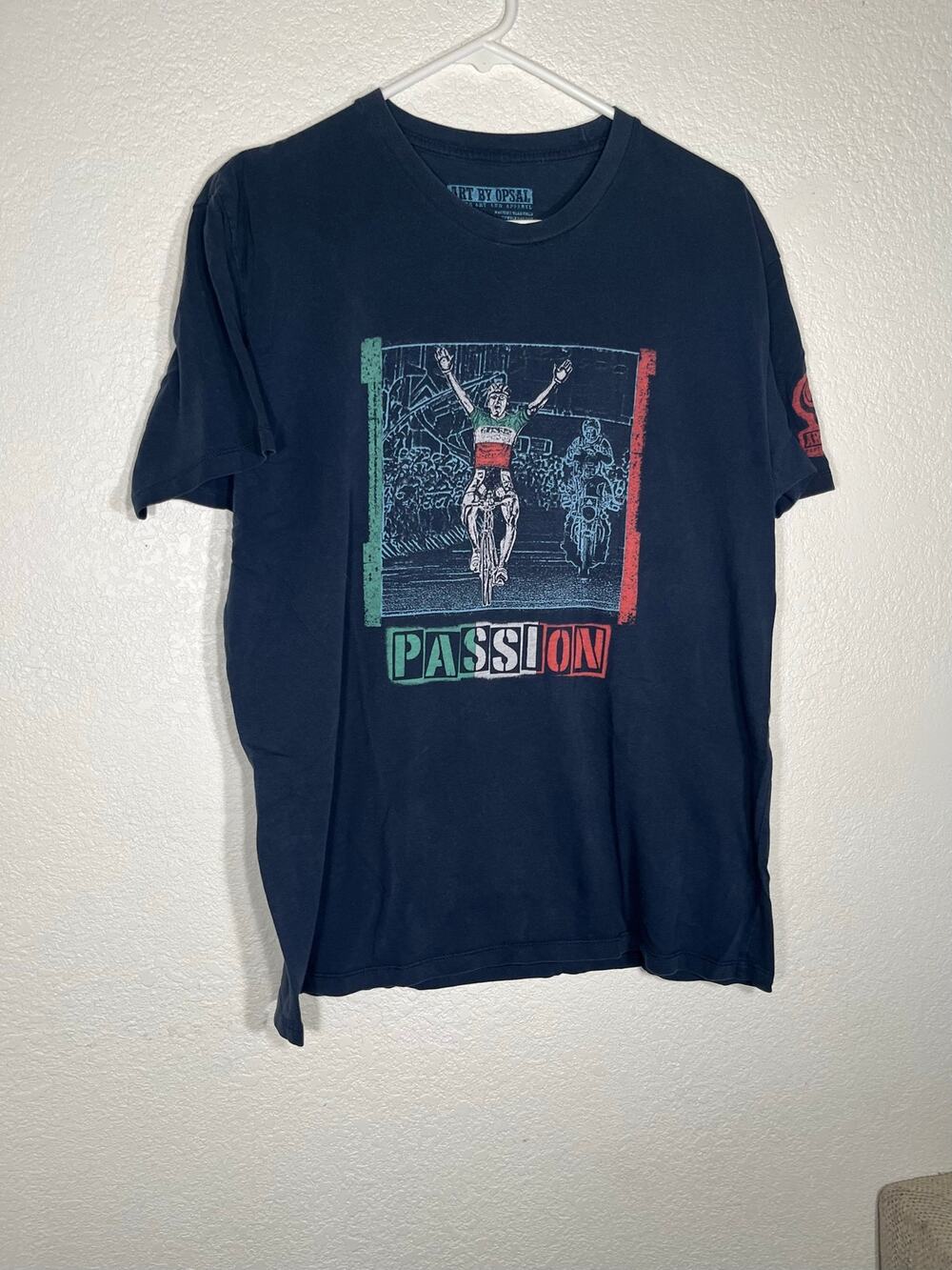 Vintage Y2K Art By Opsal Cycling Graphic T-Shirt Mens L Navy Blue Italy‎ Passion